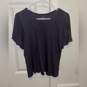 Cute dark gray/black top from American Eagle. Size medium fits like small